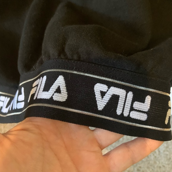 Fila black crewneck sweatshirt size S - Picture 5 of 6